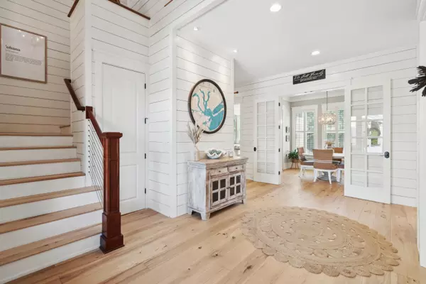 Mount Pleasant, SC 29464,337 Evian Way