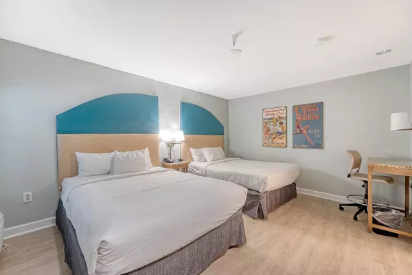 Isle Of Palms, SC 29451,1004 Ocean Blvd #108