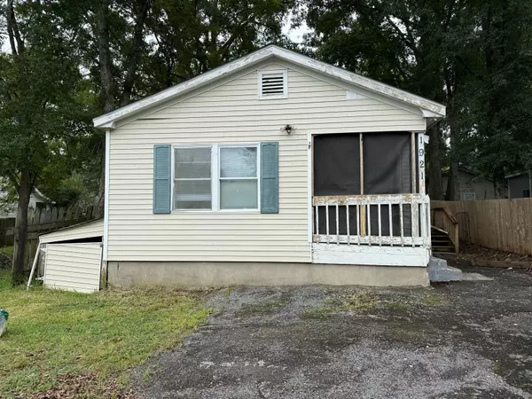 1921 Quitman St, North Charleston, SC 29405