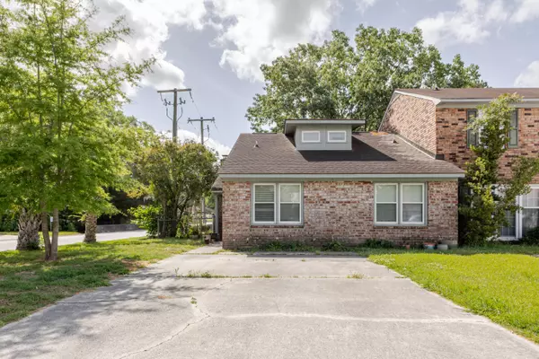 4407 S Shirley Dr,  North Charleston,  SC 29418