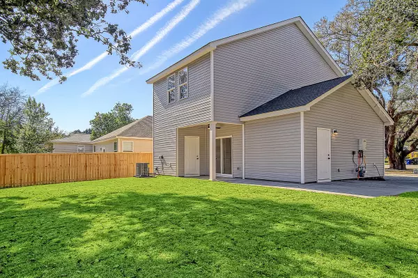 North Charleston, SC 29405,2606 Bennett Yard Rd