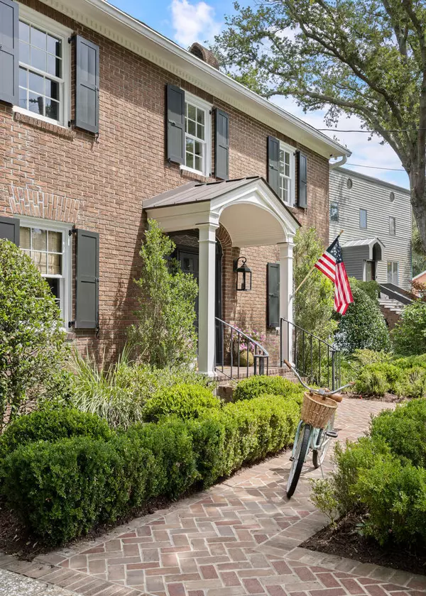 Mount Pleasant, SC 29464,2 Pierates Cruz
