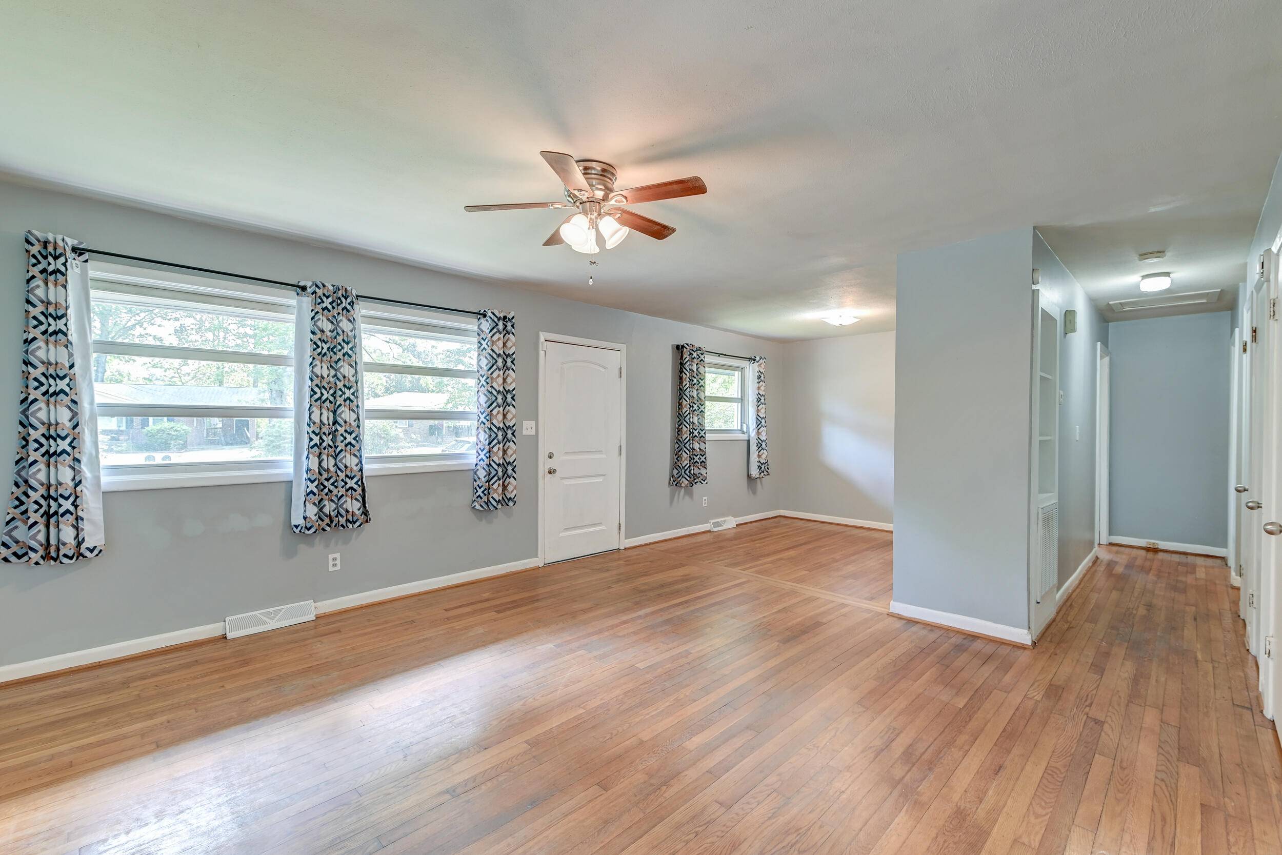 Summerville, SC 29483,108 Helen Dr
