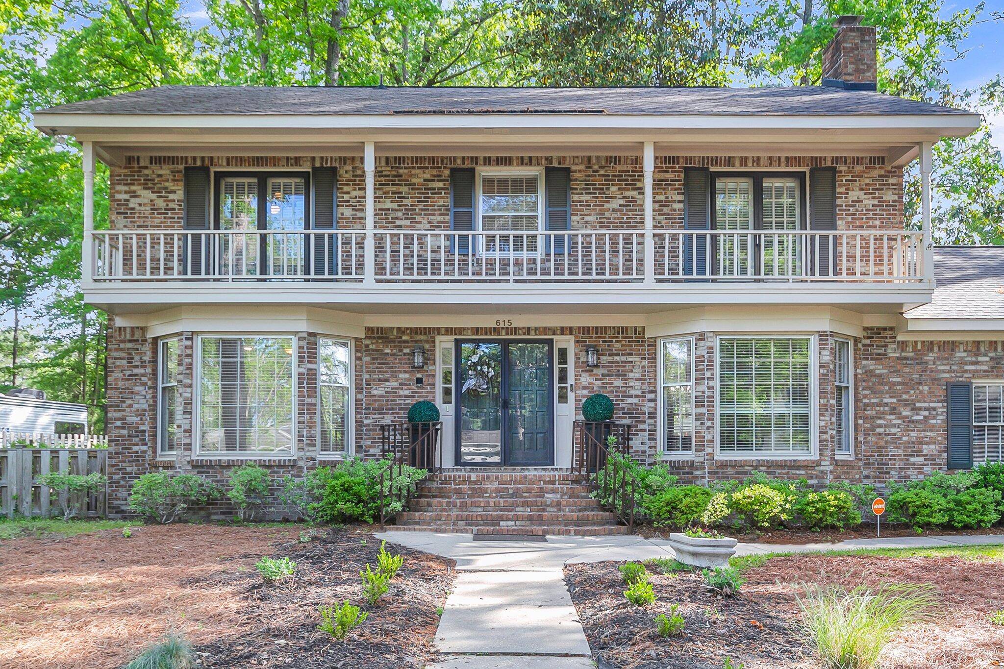 615 Fairington Dr, Summerville, SC 29485