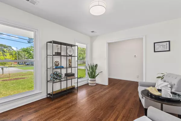 Charleston, SC 29407,1317 White Dr