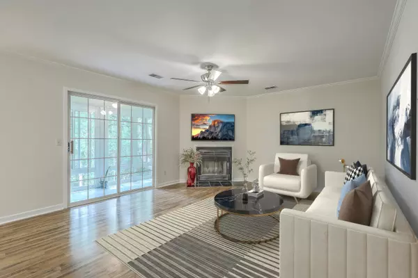 North Charleston, SC 29418,7965 Edgebrook Cir #F