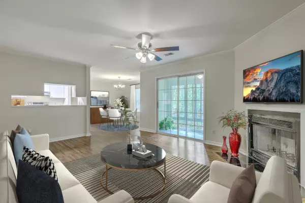 7965 Edgebrook Cir #F, North Charleston, SC 29418