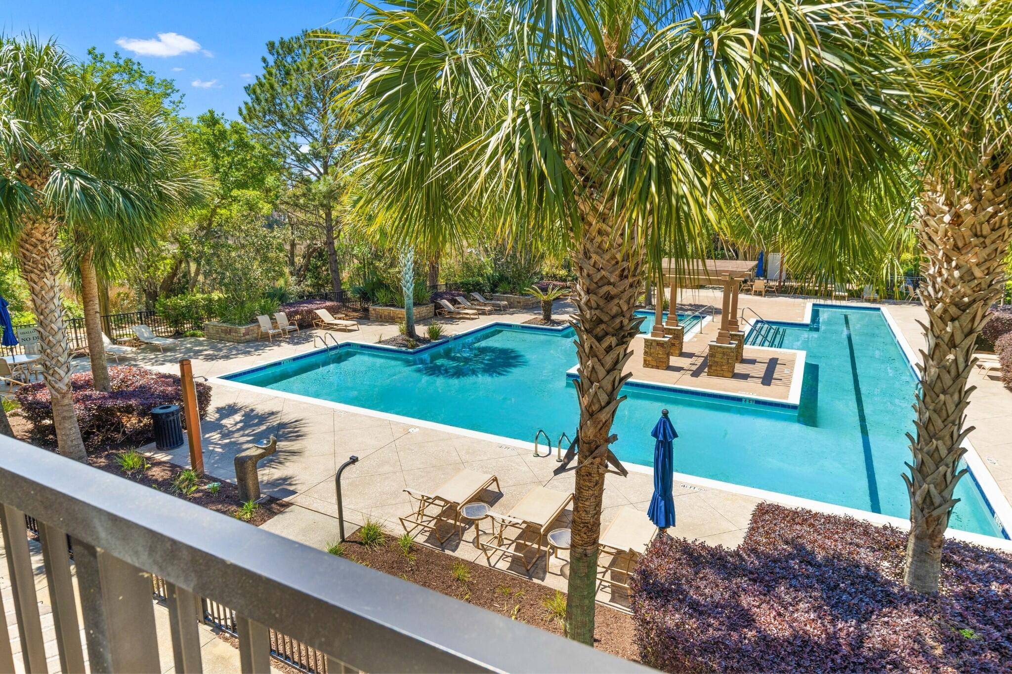 Daniel Island, SC 29492,125 Pier View St #405