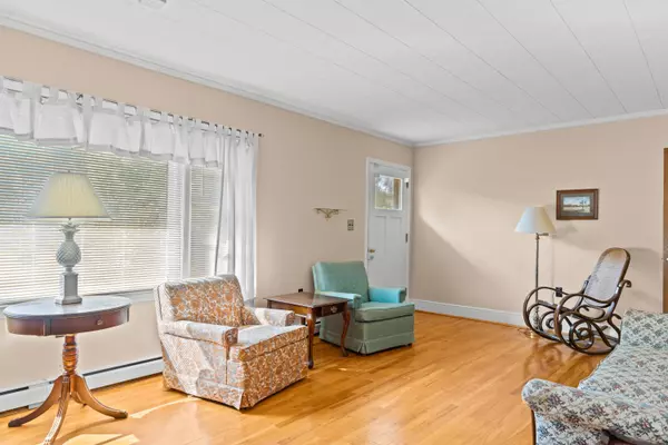 Lodge, SC 29082,9995 Lodge Hwy