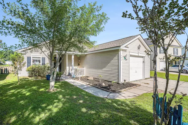 203 Eagle Ridge Rd, Summerville, SC 29485