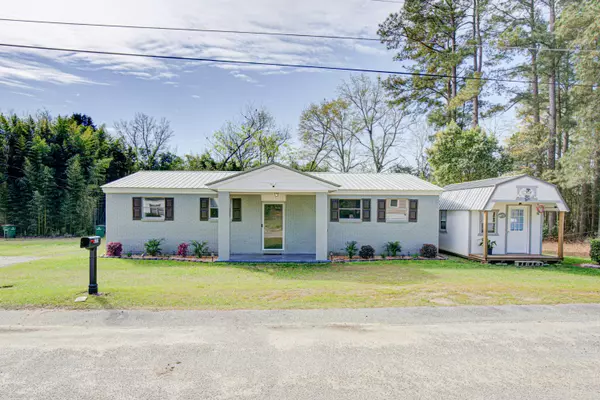 277 Corley Ave, Barnwell, SC 29812