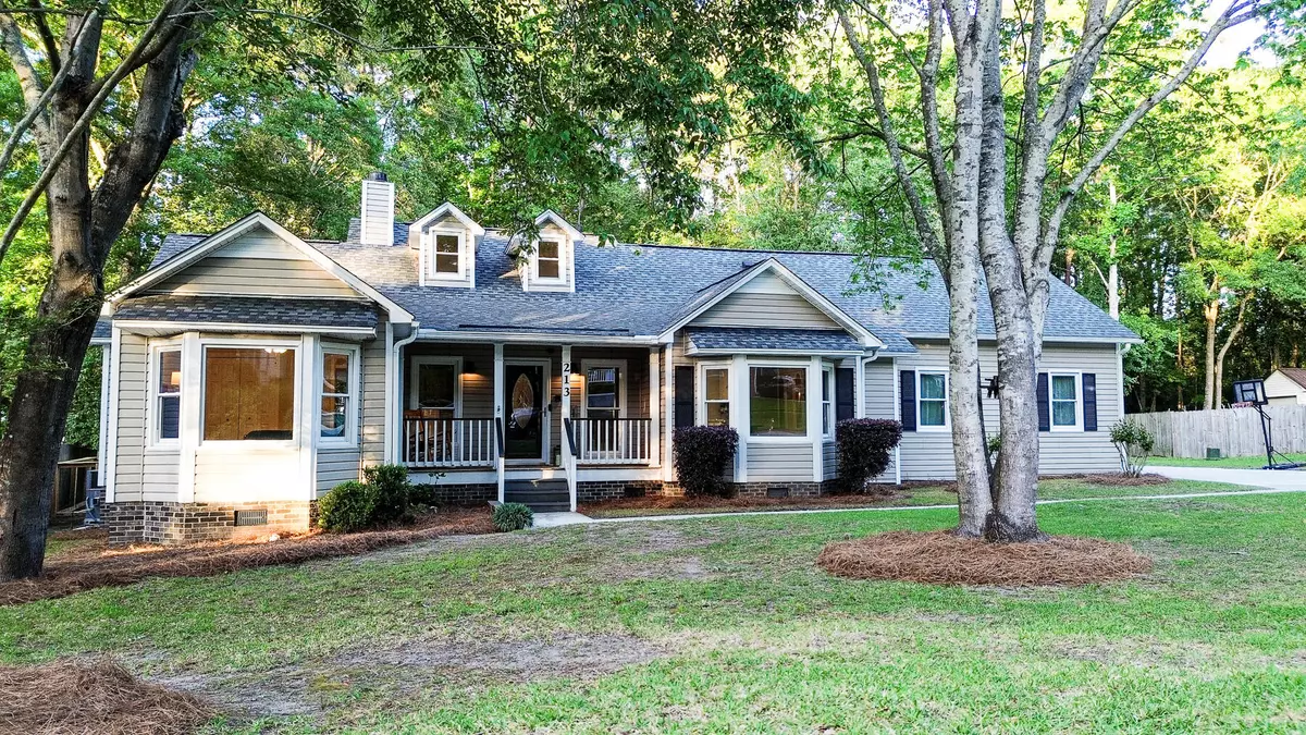 Summerville, SC 29485,213 Factors Walk