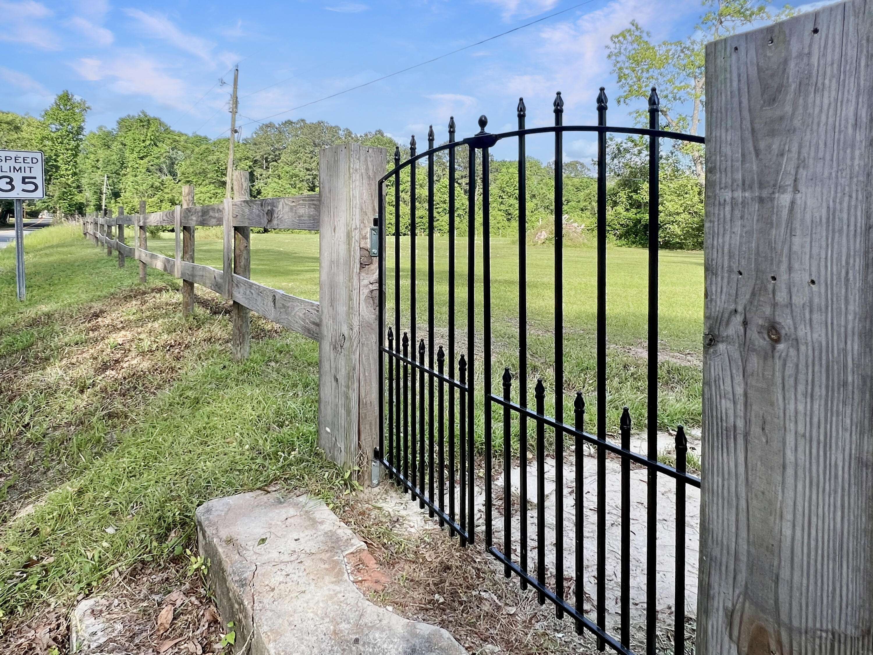 Reevesville, SC 29471,224 Reeves St