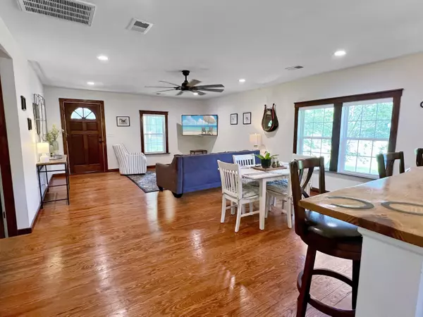 Reevesville, SC 29471,224 Reeves St