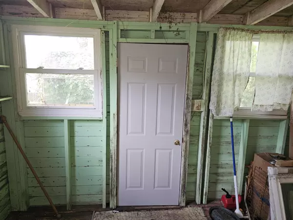 North Charleston, SC 29405,2313 Aintree Ave