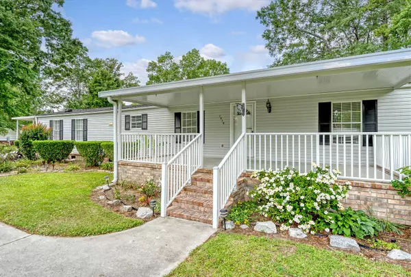 Summerville, SC 29483,1210 Azalea Dr