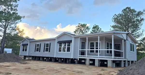 966 Tiger Loop, Saint Stephen, SC 29479