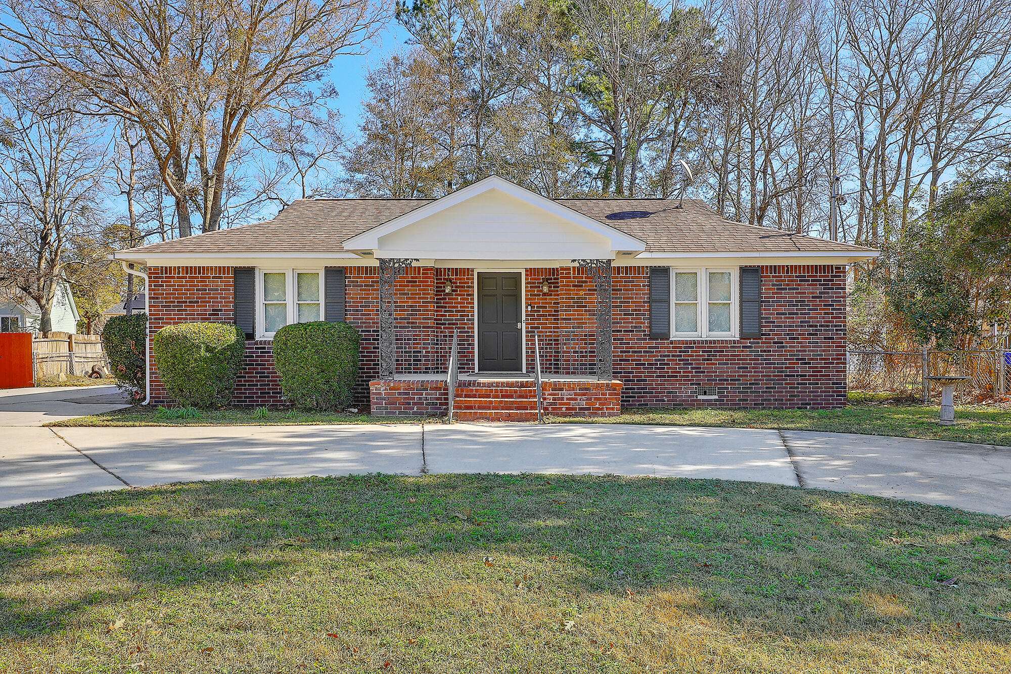 616 Semaht St, Charleston, SC 29412