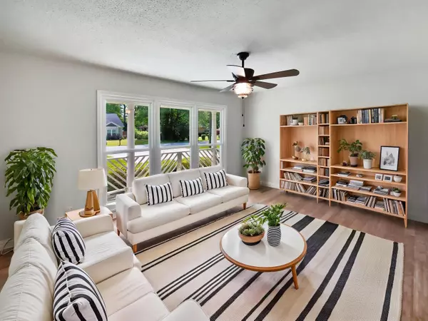 Summerville, SC 29483,102 Rebellion Rd