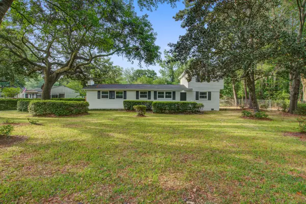 1986 Elaine St, Johns Island, SC 29455