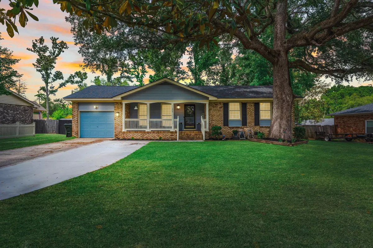 Ladson, SC 29456,104 Greensboro Ln