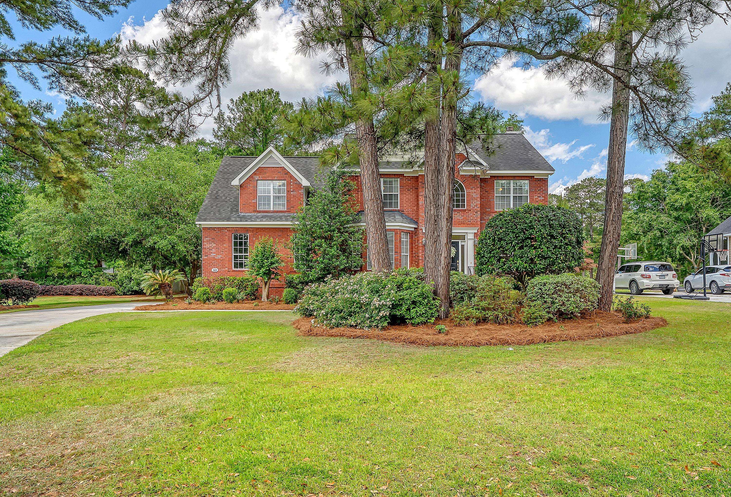 Summerville, SC 29485,322 Club View Rd