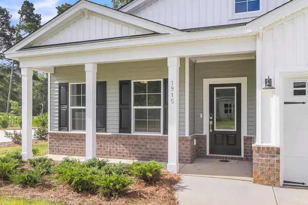 1915 Deercreek Dr, Manning, SC 29102