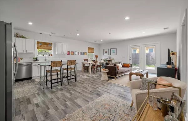 Charleston, SC 29407,928 Sycamore Ave