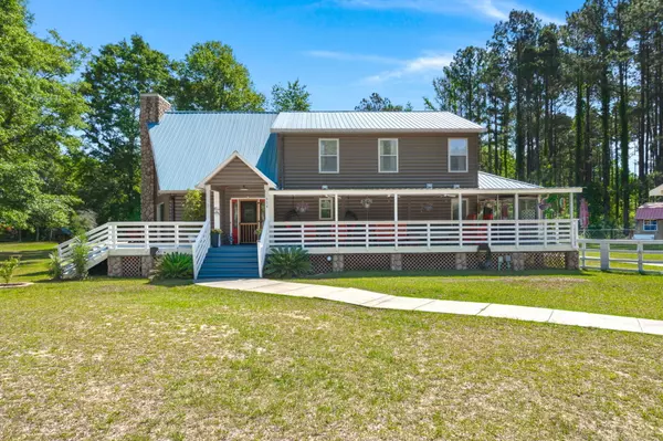 Elloree, SC 29047,954 Old River Rd