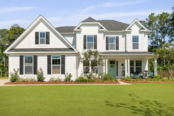 1411 Homecoming Blvd, Ravenel, SC 29470