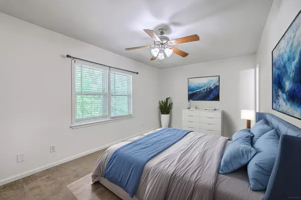 Summerville, SC 29485,302 Springview Ln #10