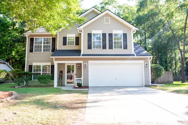 109 Holly St,  Summerville,  SC 29485
