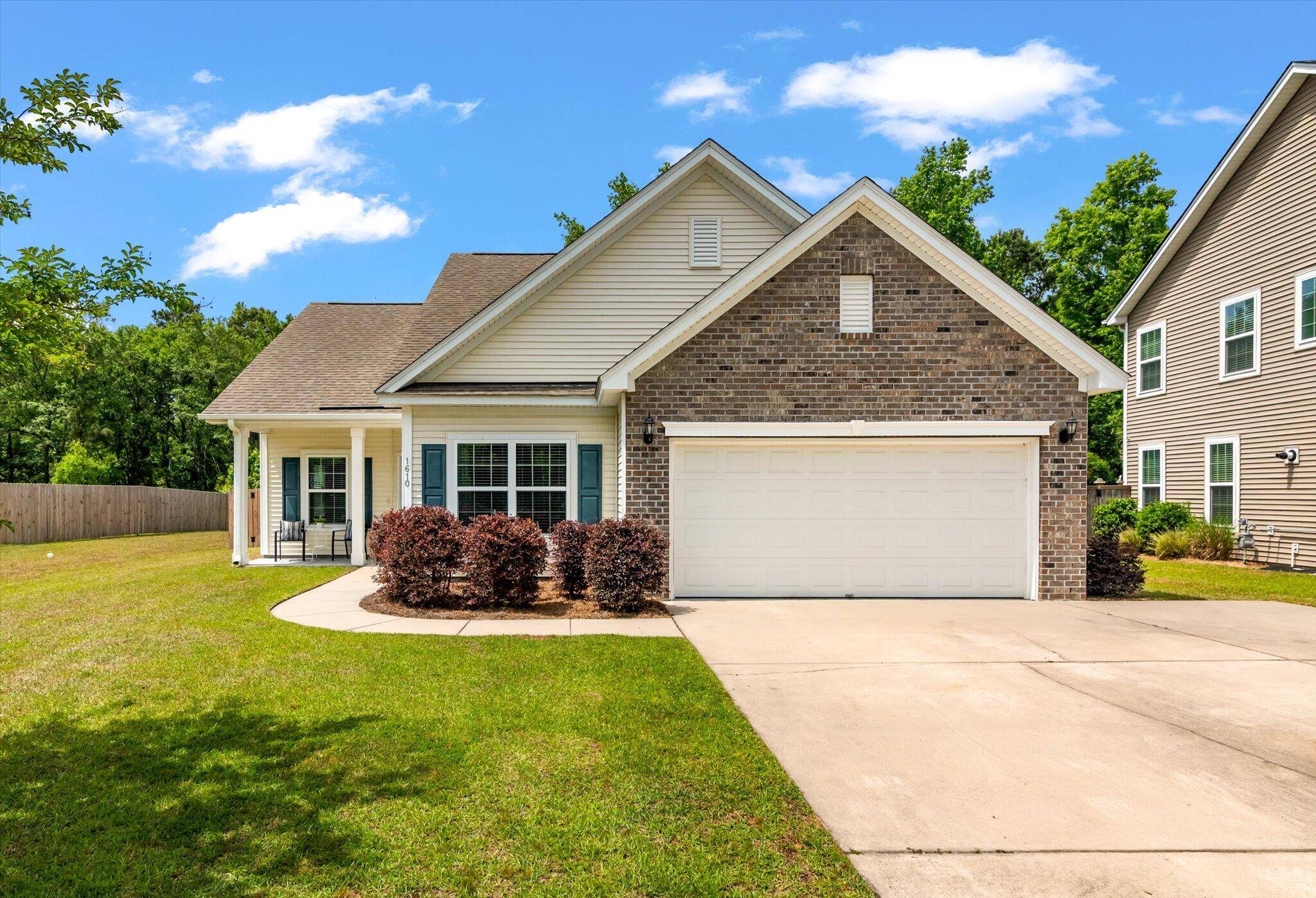 1610 Fishbone Dr, Johns Island, SC 29455