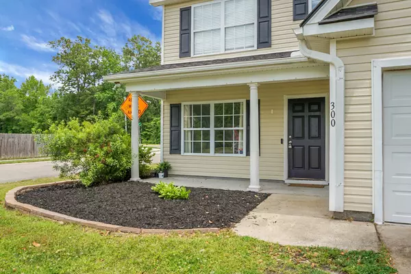 Goose Creek, SC 29445,300 Greens Ct