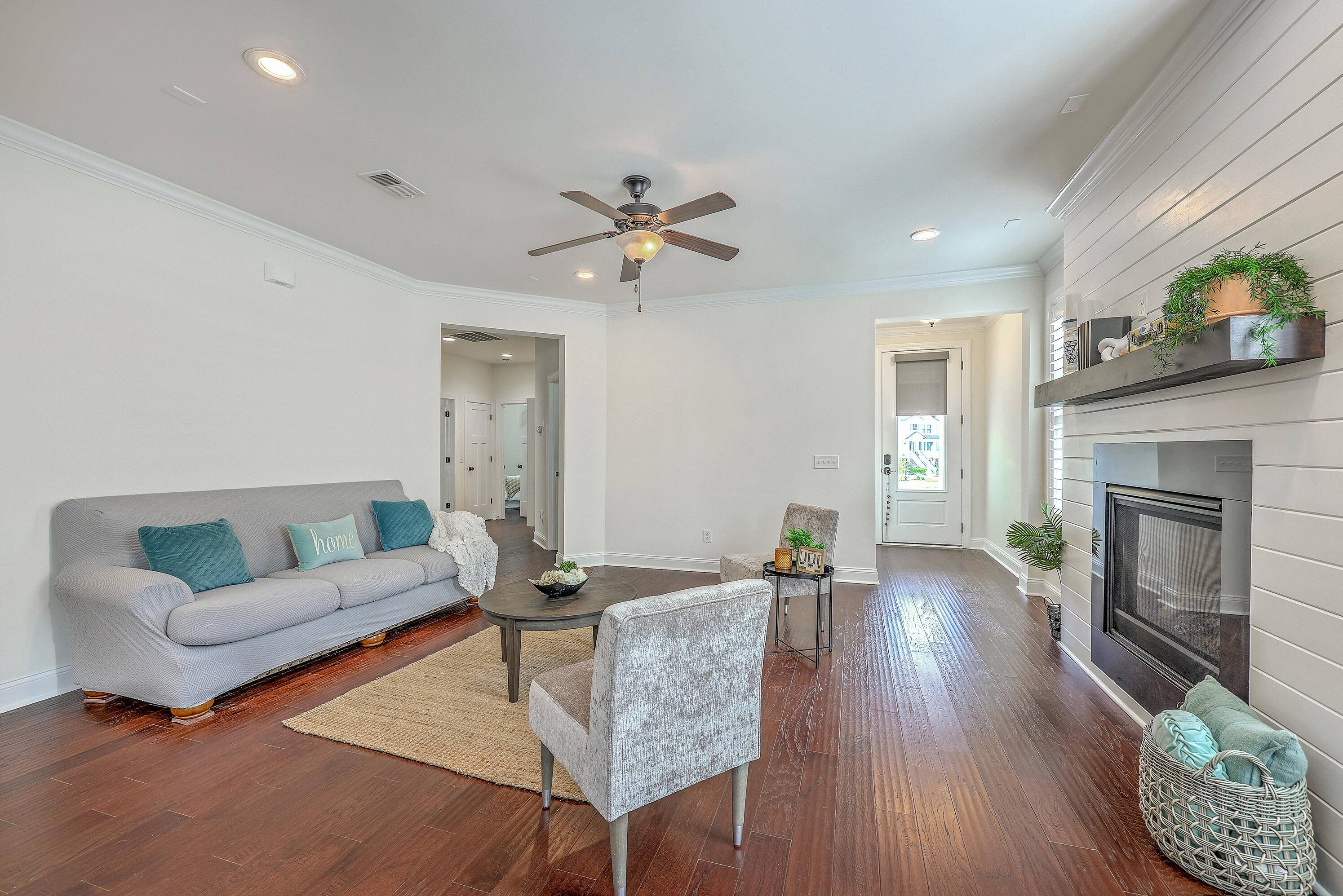 Charleston, SC 29492,104 Antilles Cir