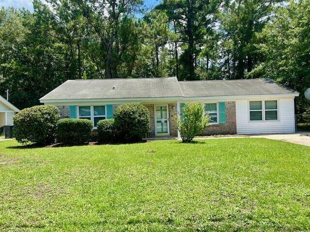 3249 Stonehaven Dr, North Charleston, SC 29420