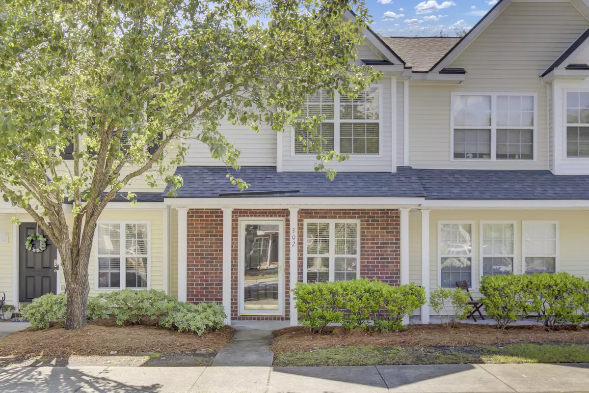 Summerville, SC 29483,302 Elm Hall Cir