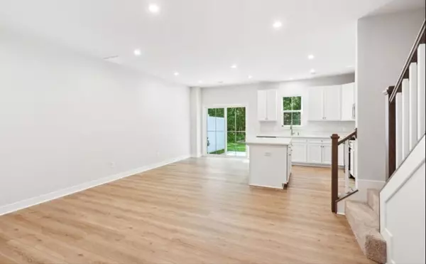 Summerville, SC 29483,1052 Crescent Cove Ln