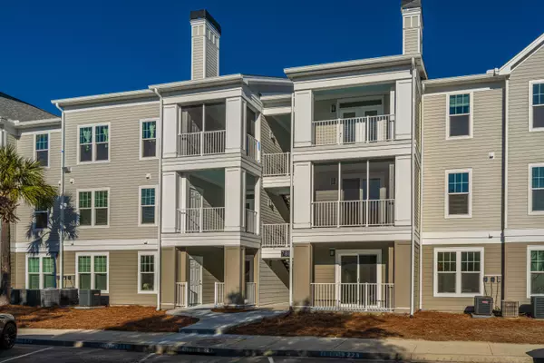 Charleston, SC 29492,130 River Landing Dr #7106