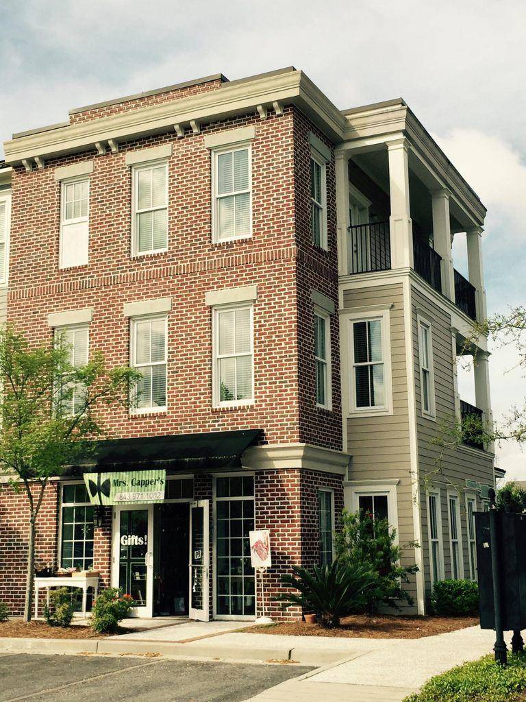 720 S Shelmore Blvd #202, Mount Pleasant, SC 29464
