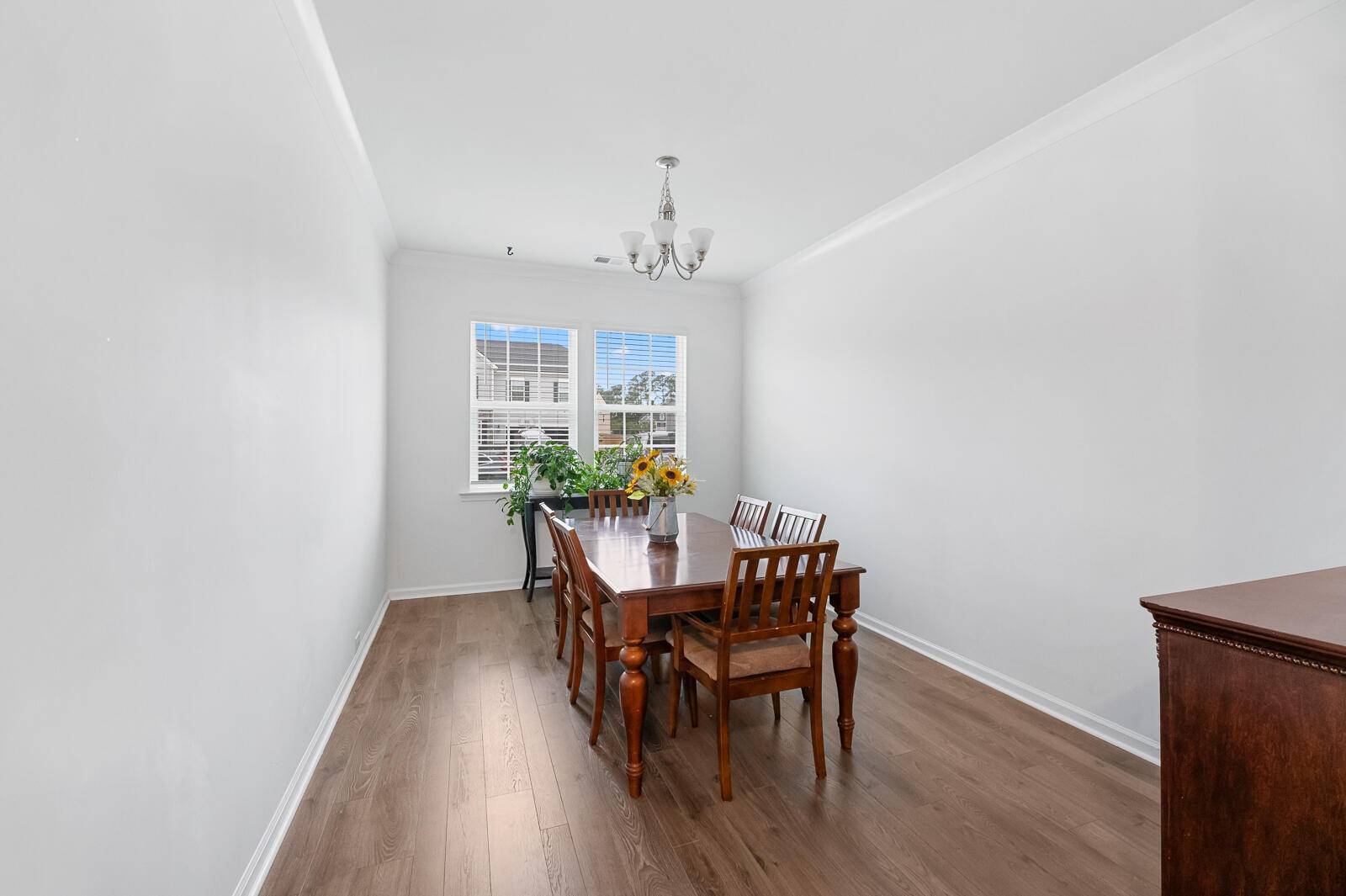 Summerville, SC 29486,320 Blue Shadows Ct