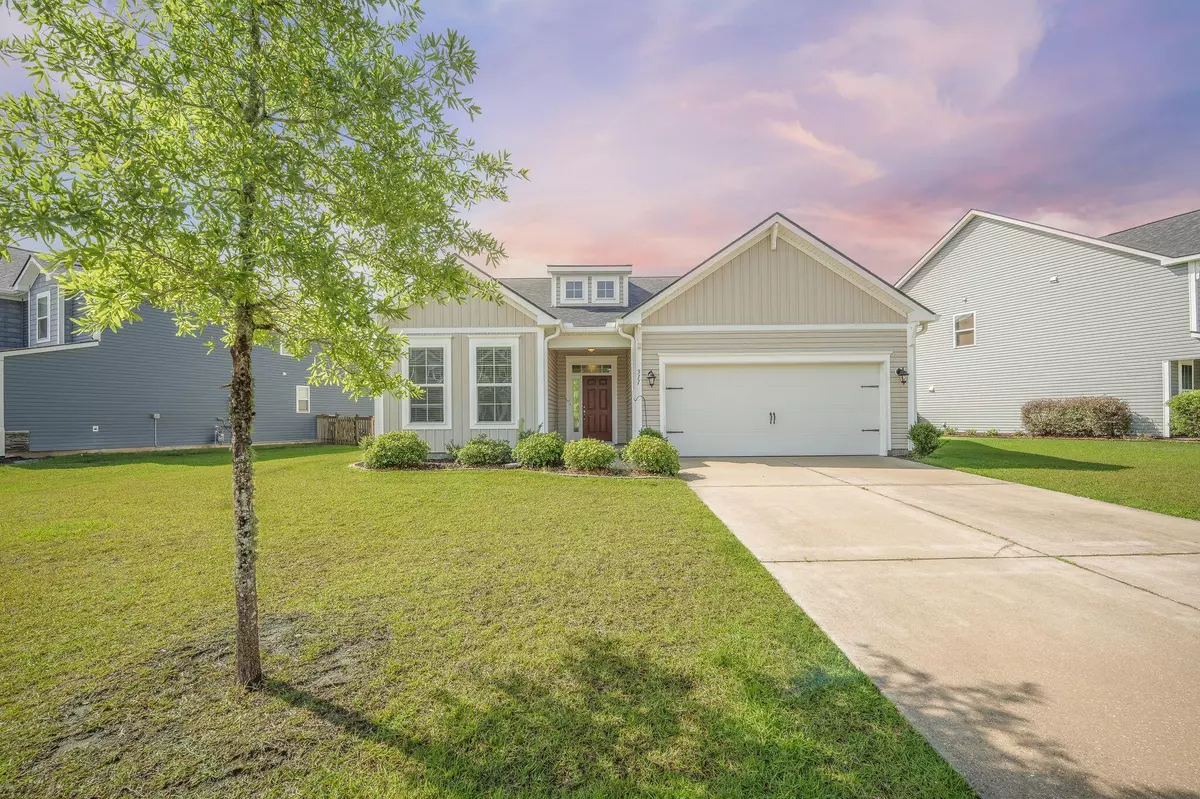 Summerville, SC 29486,311 Beachgrass Ln