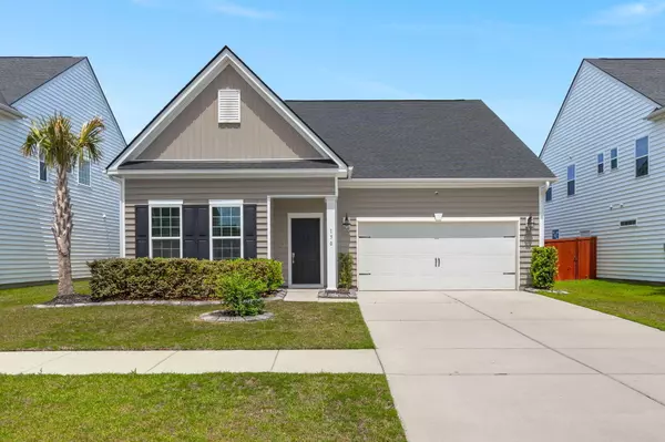 130 Stagecoach Ave, Summerville, SC 29486