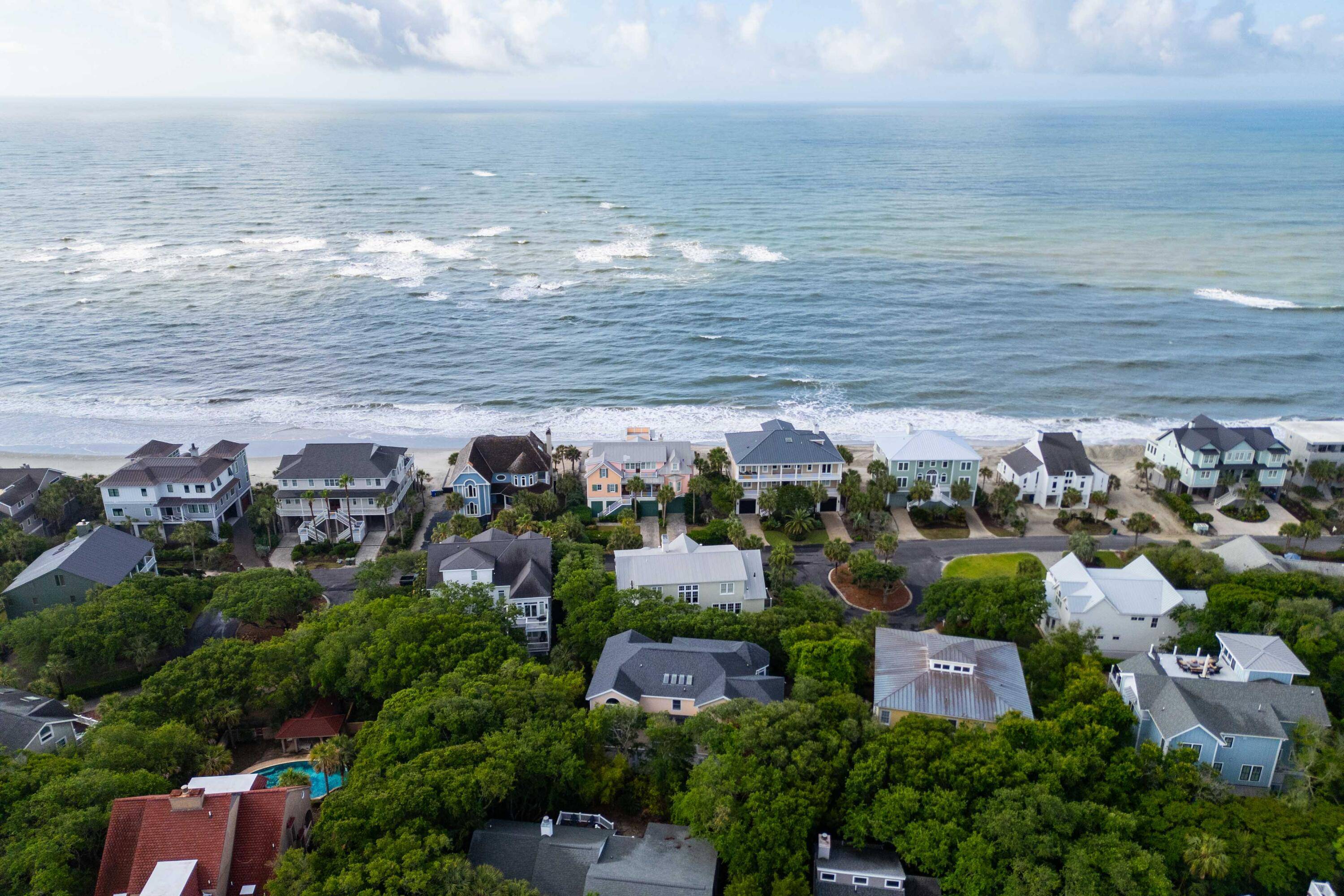 Isle Of Palms, SC 29451,26 Beachwood East