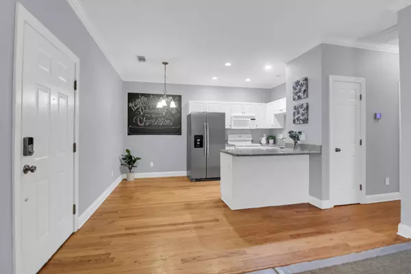 Charleston, SC 29414,4003 Radcliffe Place Dr #B6