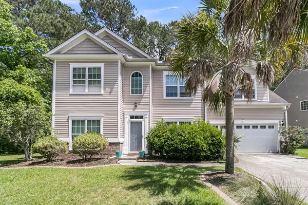 113 Southernwood Dr, Ladson, SC 29456