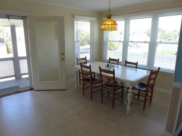 Edisto Island, SC 29438,2401 Palmetto Blvd