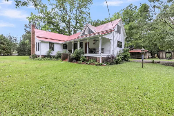 Jacksonboro, SC 29452,516 Hope Plantation Ln