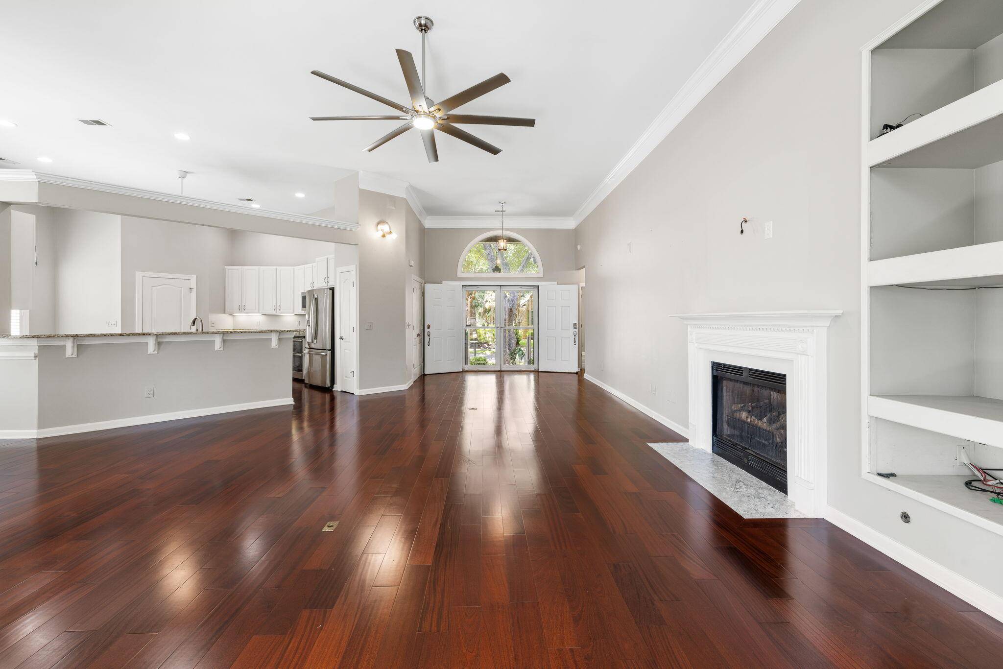 Mount Pleasant, SC 29464,1232 Palmetto Peninsula Dr