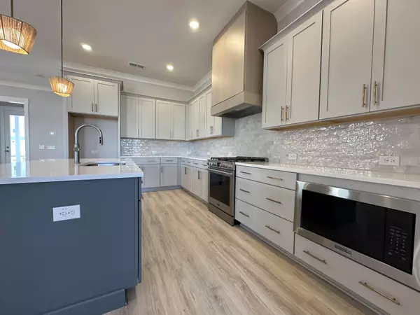 Summerville, SC 29486,723 Rumbling Leaf Ln